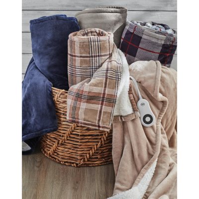 Serta Heated Throw