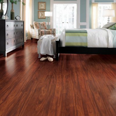 Traditional Living Mayfair Mahogany Premium Laminate Flooring - 36 Ct