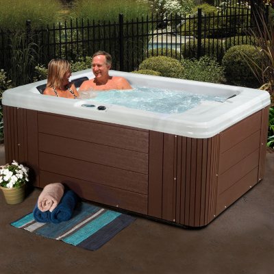 Everlast Spas Serenity 26-Jet Lounger Acrylic Spa - Sam's Club