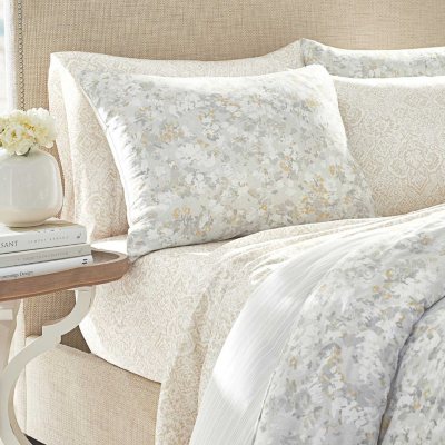 Martha Stewart Aura 3-Piece Comforter Set (Assorted Sizes ...